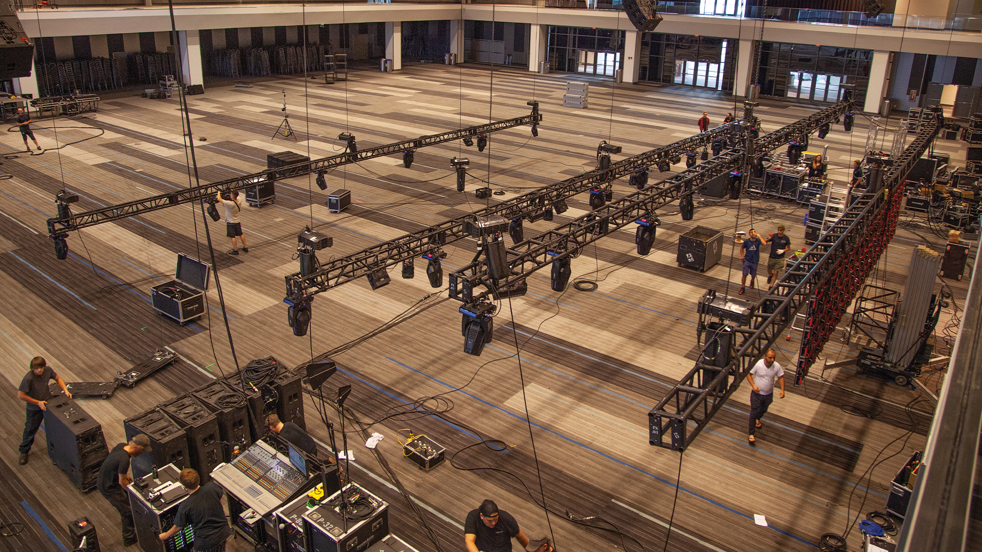 Spotlights That Ignored Cues